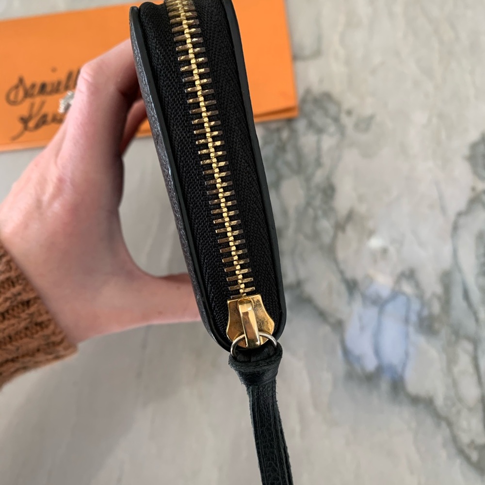 Sold Louis Vuitton Empreinte Noir Clemence wallet - Picture 4 of 14